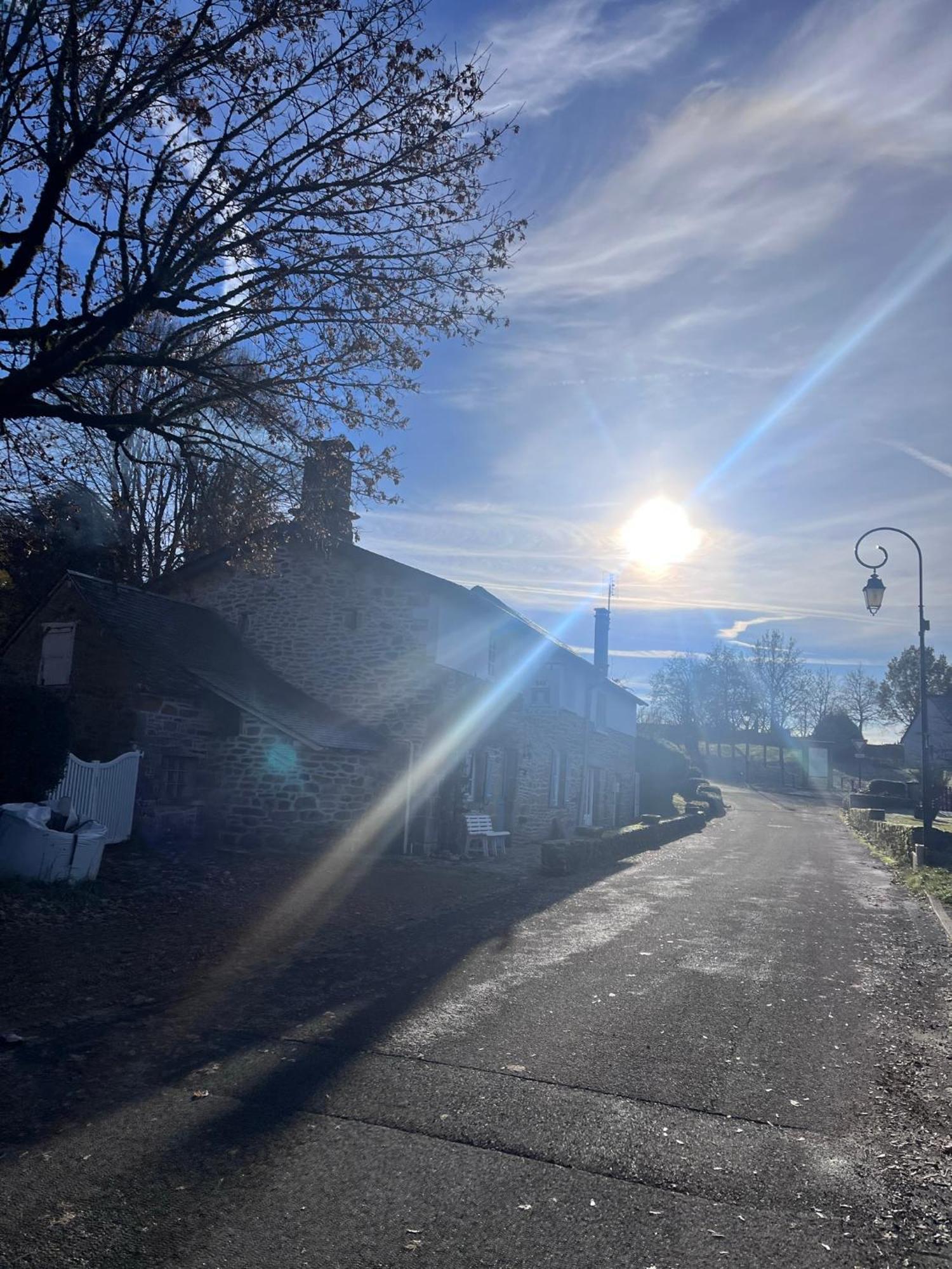 Le Cantou Affieux Bagian luar foto